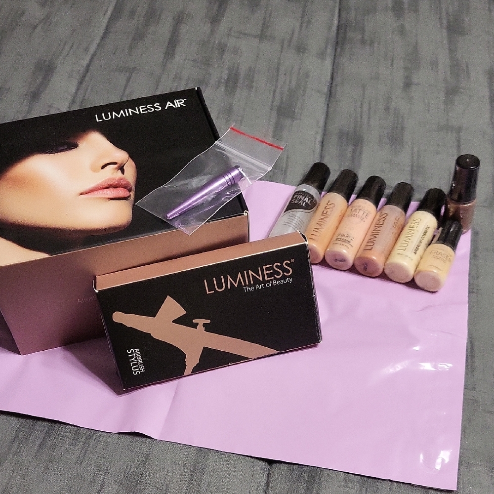 Luminess Air Foundation Set - Diverse Shades With Extra Airbrush,never Used